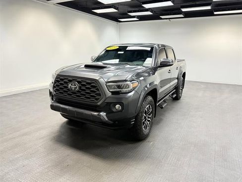 Used 2022 Toyota Tacoma TRD Sport w/ Technology Package image 1
