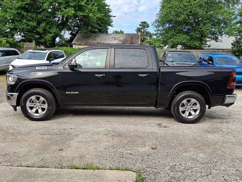Used 2022 RAM 1500 Laramie AWD/4WD image 2