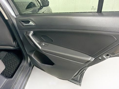 Used 2023 Volkswagen Tiguan S FWD image 29