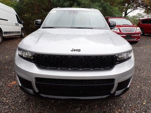 New 2025 Jeep Grand Cherokee L Altitude AWD/4WD image 10