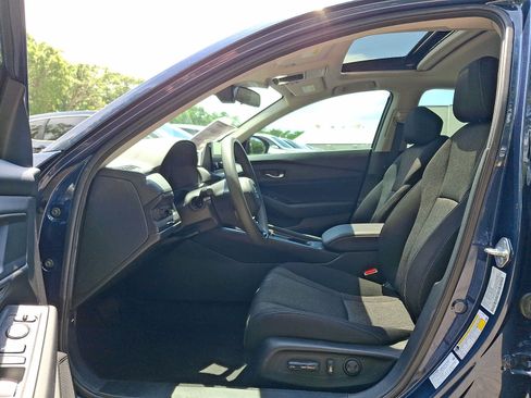 Certified 2023 Honda Accord EX image 13