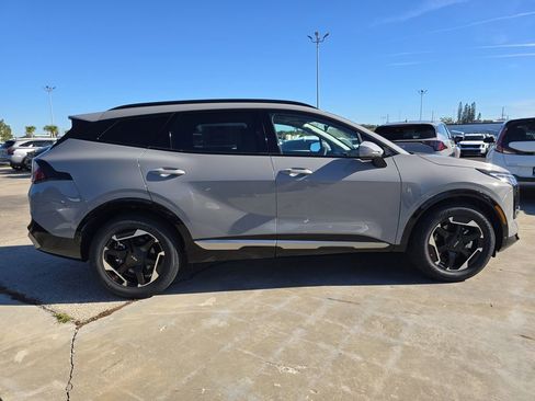 New 2026 Kia Sportage SX image 9