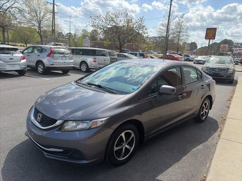 Used 2015 Honda Civic SE image 2