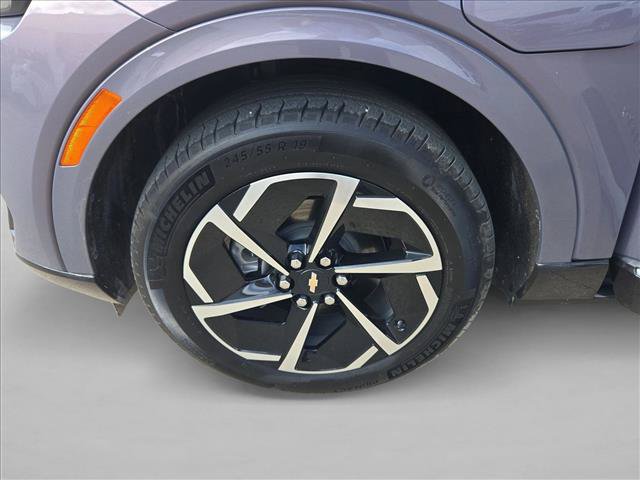 Used 2024 Chevrolet Equinox EV LT FWD image 23