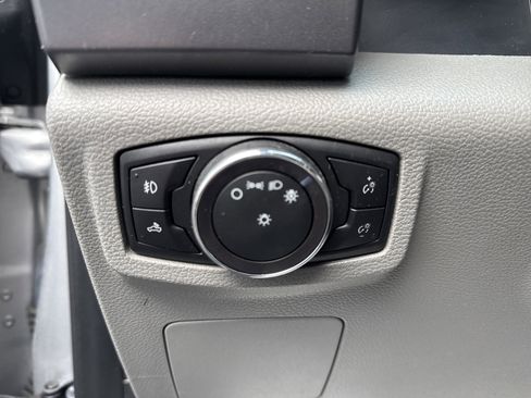 Used 2017 Ford F150 XLT w/ XTR Package image 11