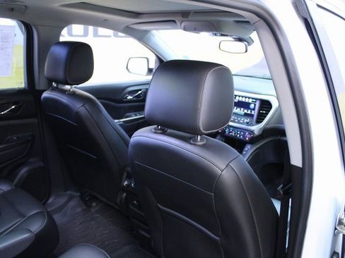 Used 2018 GMC Acadia SLT image 11