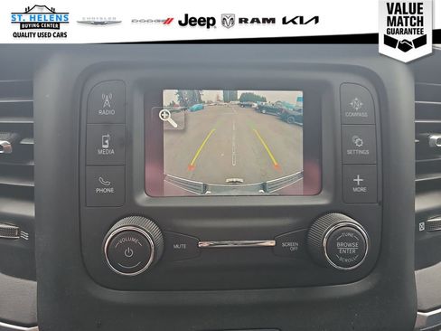 Used 2020 RAM 1500 Big Horn AWD/4WD image 22
