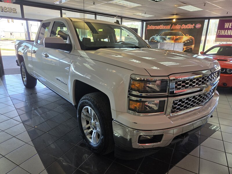 Used 2015 Chevrolet Silverado 1500 LT w/ All Star Edition AWD/4WD image 4