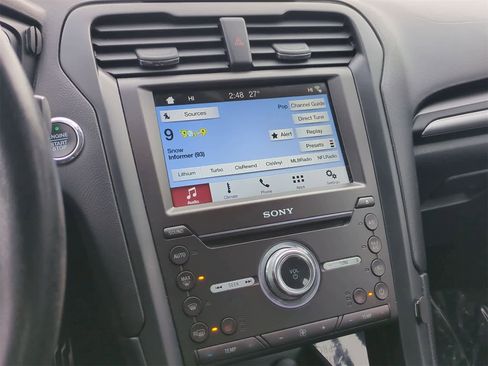 Used 2017 Ford Fusion Titanium image 28