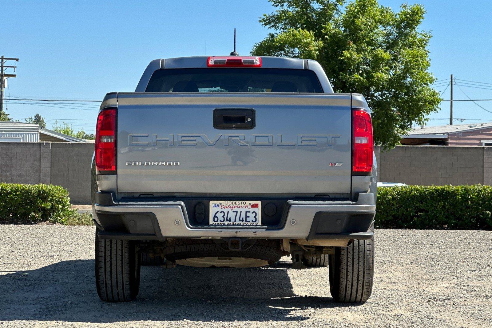 Used 2022 Chevrolet Colorado LT w/ Safety Package AWD/4WD image 4