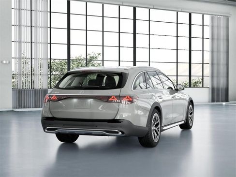 New 2026 Mercedes-Benz E 450 4MATIC All-Terrain Wagon image 23