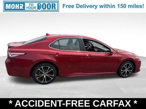 Used 2020 Toyota Camry SE w/ Convenience Package FWD image 7