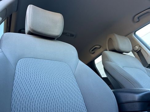 Used 2017 Hyundai Santa Fe Sport image 20