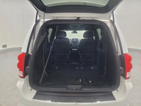 Used 2019 Dodge Grand Caravan GT FWD image 29