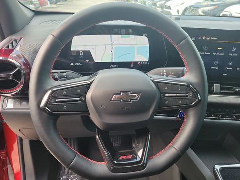 Used 2026 Chevrolet Equinox RS w/ Safety and Technology Package FWD image 26