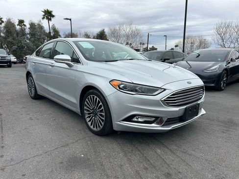Used 2017 Ford Fusion Titanium image 3