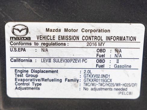 Used 2016 MAZDA MAZDA3 i Touring FWD image 32