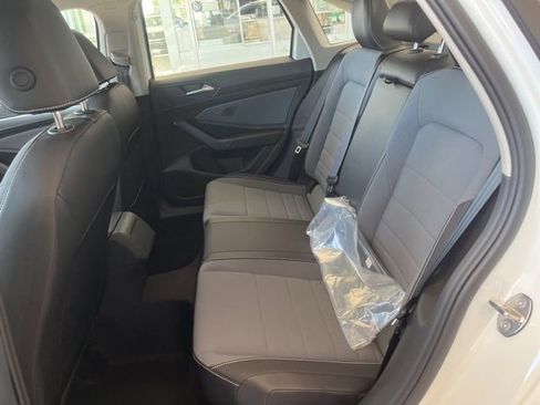 New 2026 Volkswagen Jetta SE image 24