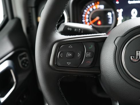 New 2026 Jeep Gladiator Sport AWD/4WD image 15