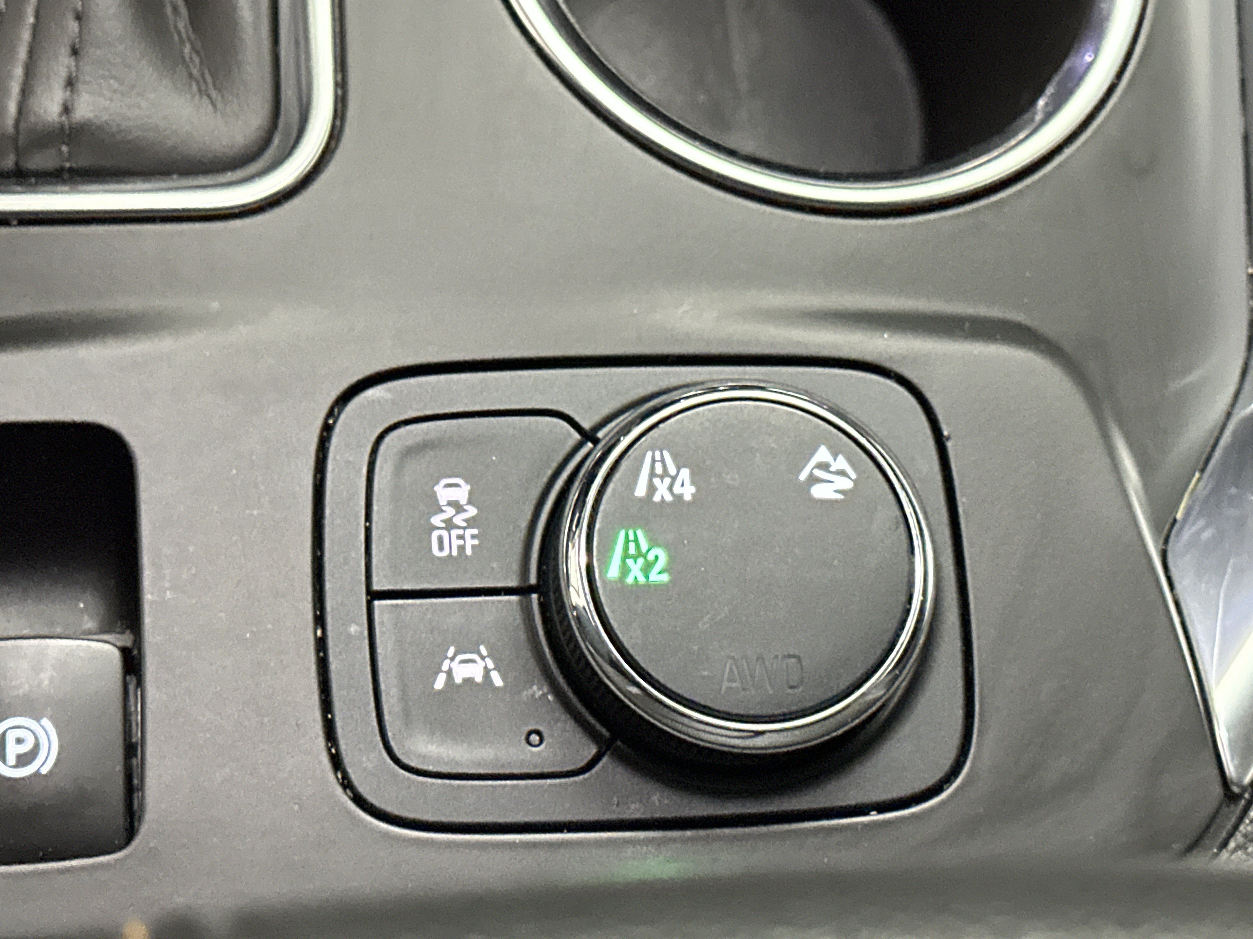 Used 2021 Chevrolet Traverse RS AWD/4WD image 40