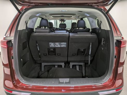 Certified 2024 Kia Carnival SX Prestige FWD image 24