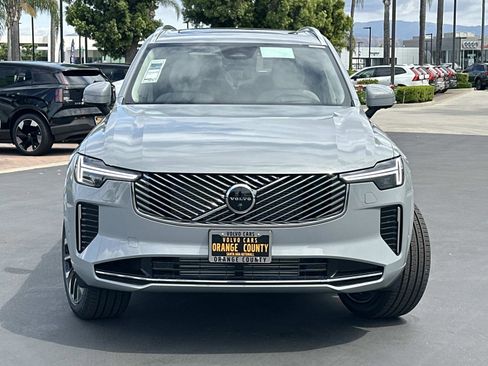 New 2026 Volvo XC90 T8 Ultra w/ Lounge Package AWD/4WD image 2