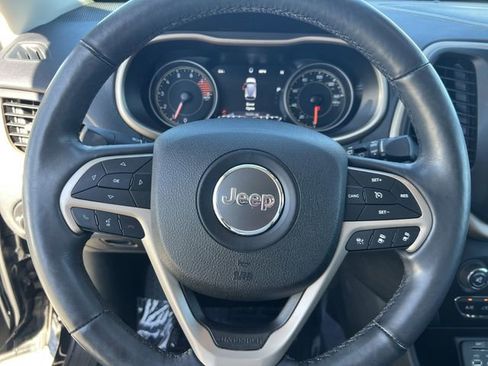 Used 2018 Jeep Cherokee Limited w/ Technology Group image 33