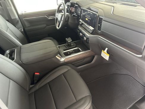 New 2026 GMC Sierra 1500 SLT w/ SLT Premium Plus Package image 39