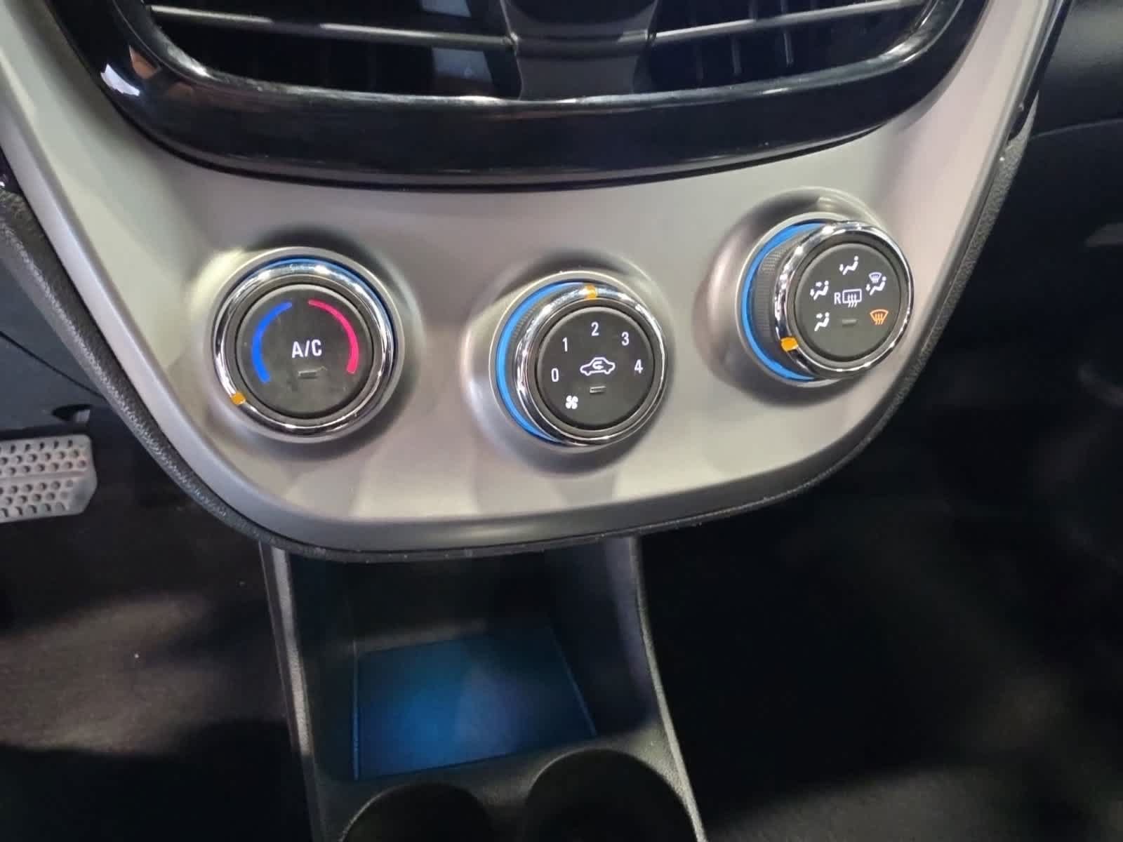 Used 2018 Chevrolet Spark LT FWD image 23