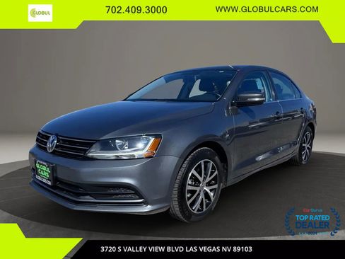 Used 2017 Volkswagen Jetta SE image 1