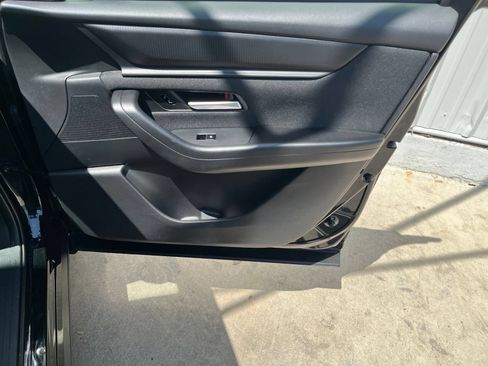 Certified 2025 MAZDA CX-90 3.3 Turbo w/ Select Package AWD/4WD image 18