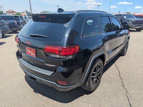 Used 2020 Jeep Grand Cherokee Trailhawk w/ Trailhawk Luxury Group AWD/4WD image 5