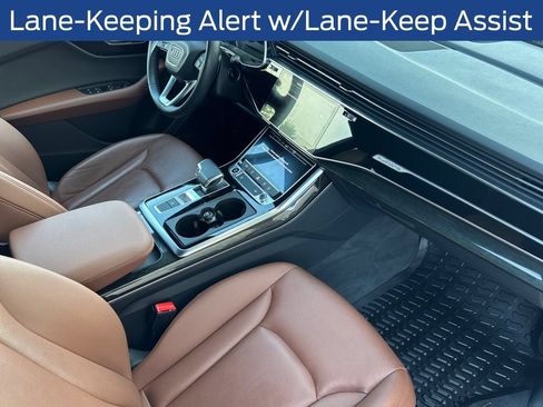 Used 2021 Audi Q8 Premium Plus AWD/4WD image 21