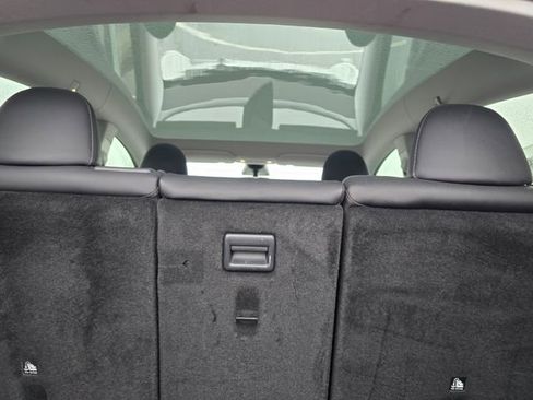 Used 2023 Tesla Model Y Long Range image 55