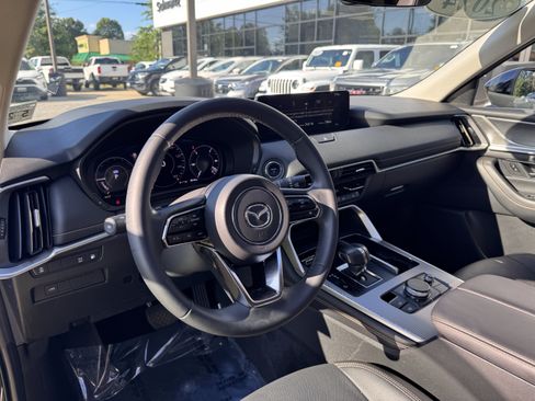 Certified 2024 MAZDA CX-90 Plug-In Hybrid w/ Preferred AWD/4WD image 5