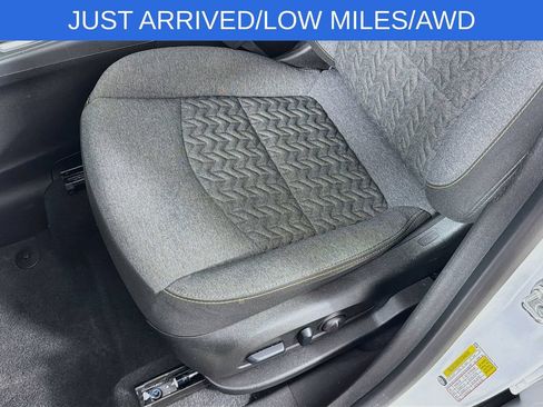 Used 2024 Chevrolet Equinox LT AWD/4WD image 18