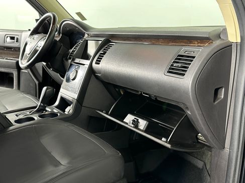 Used 2018 Ford Flex Limited image 40