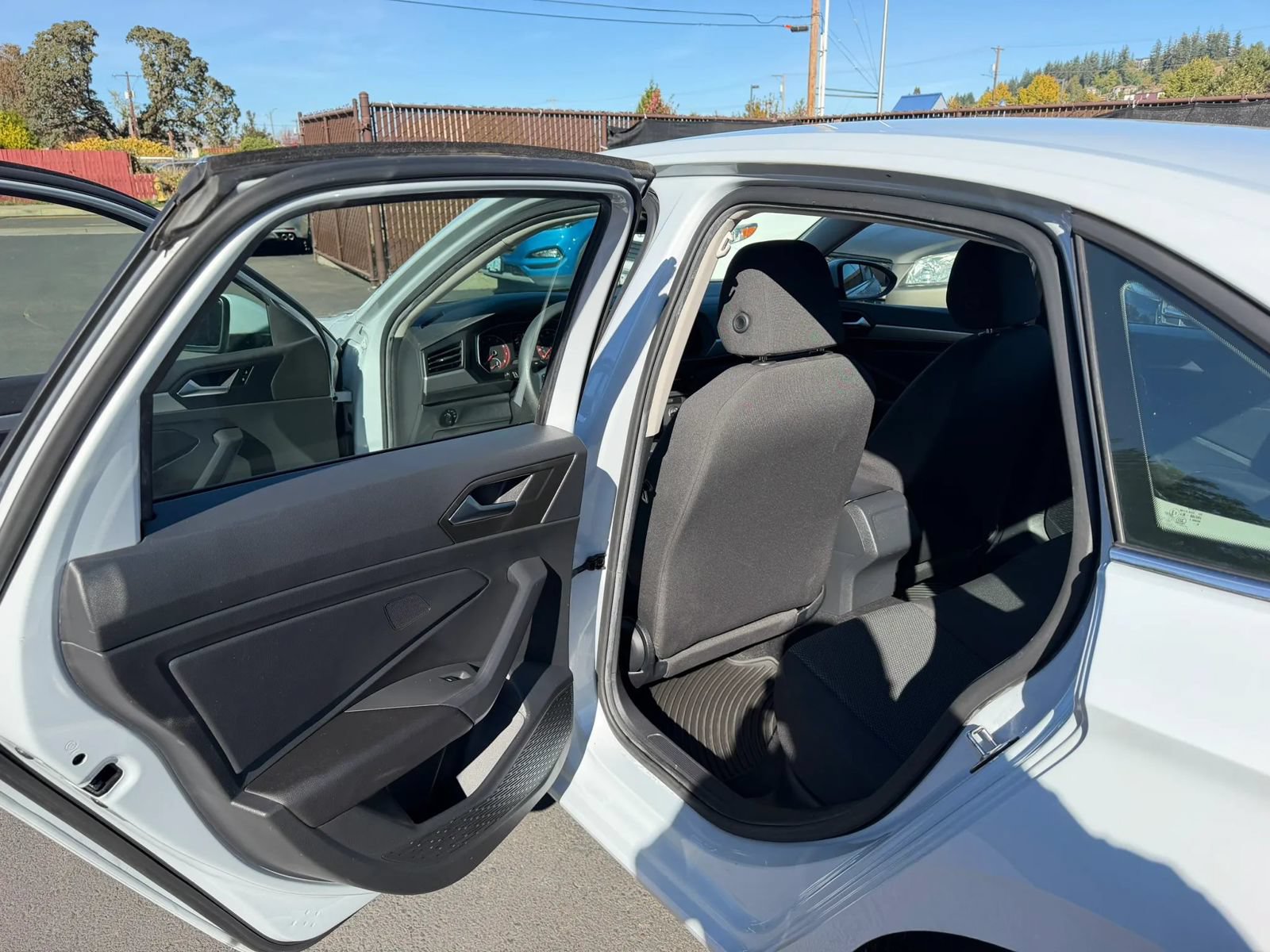 Used 2019 Volkswagen Jetta S w/ Driver Assistance Package FWD image 10