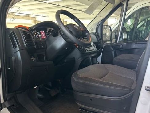 Used 2023 RAM ProMaster 2500 FWD image 7