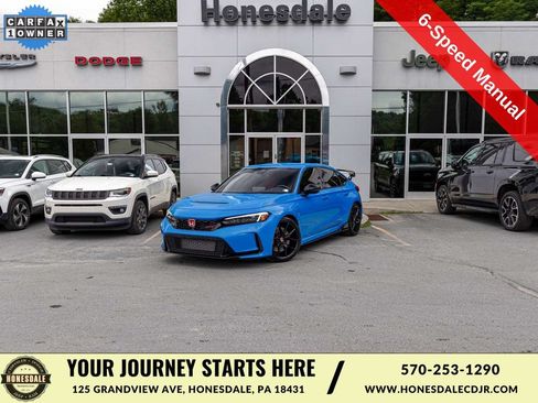Used 2025 Honda Civic Type R image 1