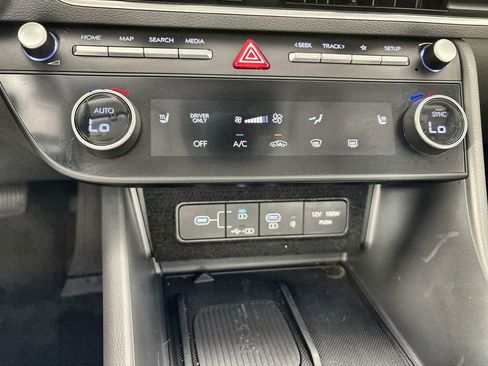 Certified 2025 Hyundai Sonata SEL FWD image 16