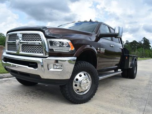 Used 2015 RAM 3500 Laramie AWD/4WD image 1