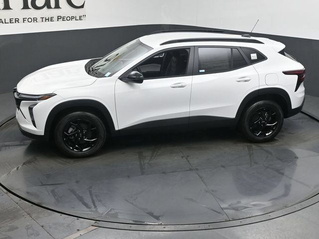 New 2026 Chevrolet Trax LT w/ Driver Confidence Package FWD image 36