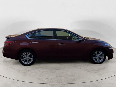 Used 2013 Nissan Altima 2.5 SV w/ 2.5SV Convenience Pkg FWD image 6