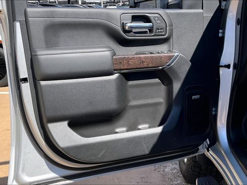 Certified 2022 GMC Sierra 2500 Denali w/ Denali Ultimate Package image 21