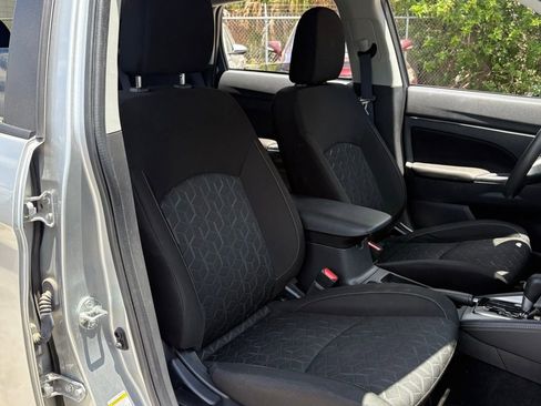 Used 2024 Mitsubishi Outlander Sport ES AWD/4WD image 15
