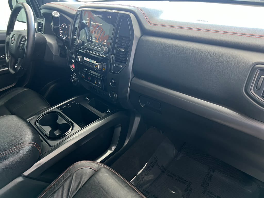 Used 2021 Nissan Titan PRO-4X w/ Pro-4x Convenience Package AWD/4WD image 12