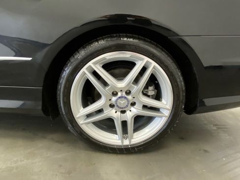 Used 2011 Mercedes-Benz E 550 Coupe w/ Premium 2 Pkg image 18