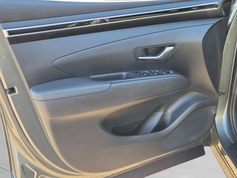 Used 2022 Hyundai Tucson SEL image 17