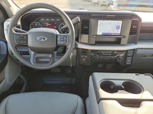 New 2026 Ford F550 4x4 Crew Cab Super Duty image 9
